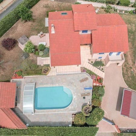 Magnifique Maison A Lentilly - Piscine ภายนอก รูปภาพ